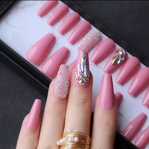 Pink crystal coffin nails🌸🎀